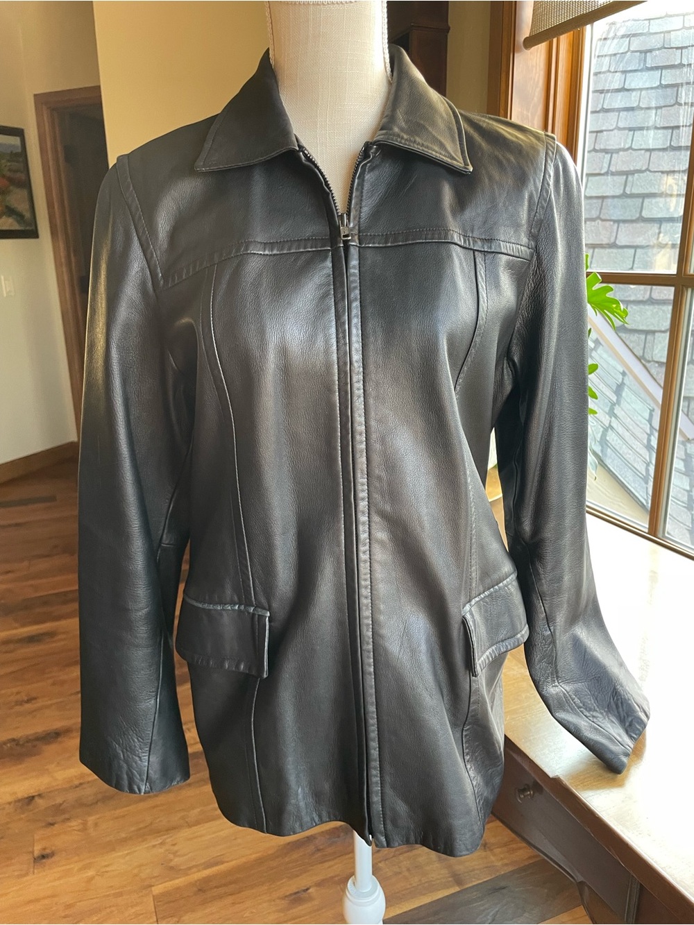 Express Vintage Black Genuine Leather Zip-Front Jacket size M